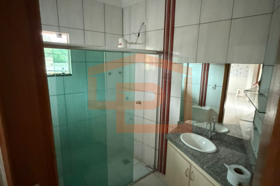 Apartamento para alugar - 130.00m² - Zona V, Umuarama-PR