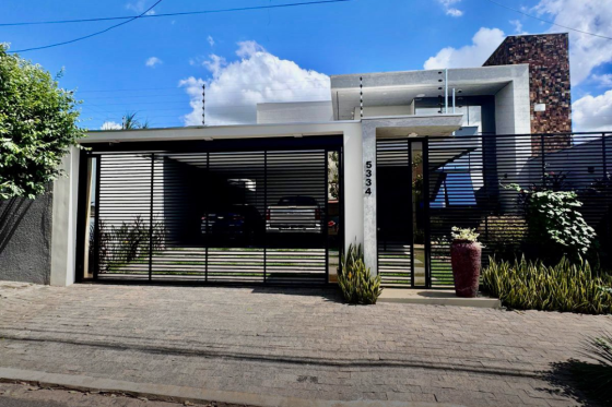 Casa 261.6m Umuarama-PR 189