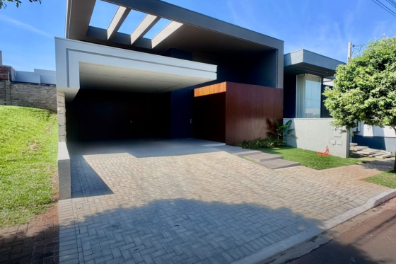 Casa à venda - Umuarama-PR