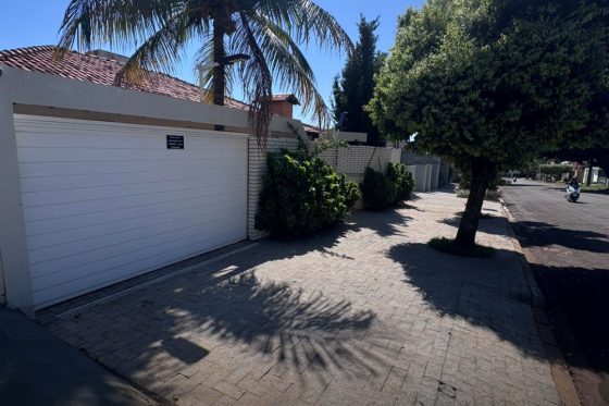 Casa à venda - 420.00m² - Zona I, Umuarama-PR