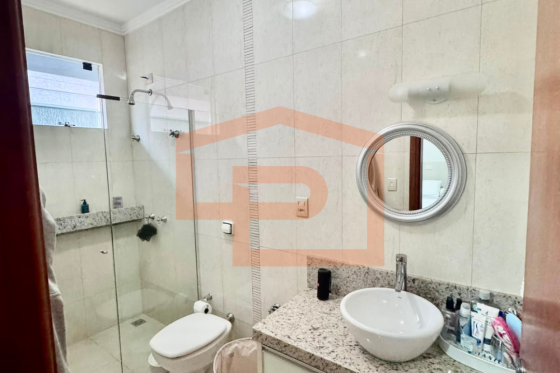 Casa à venda - 230.81m² - Parque Cidade Jardim, Umuarama-PR