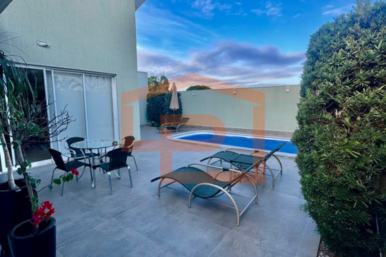 Casa à venda - 230.81m² - Parque Cidade Jardim, Umuarama-PR