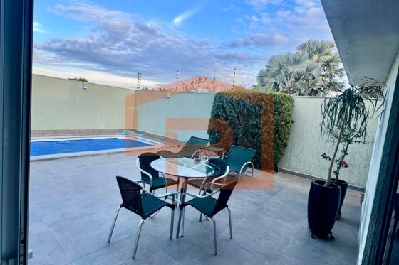 Casa à venda - 230.81m² - Parque Cidade Jardim, Umuarama-PR
