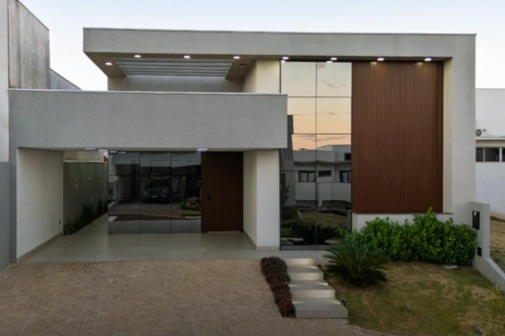 Casa para alugar - 240.00m² - Condomínio Paysage Essenza, Umuarama-PR