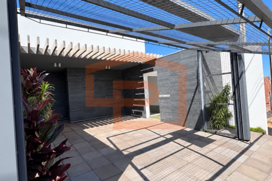Casa à venda - 97.91m² - Jardim Alphavile, Umuarama-PR