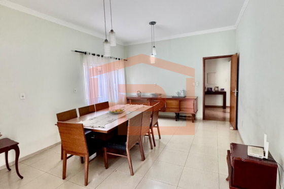 Casa à venda - 182.35m² - Zona VII, Umuarama-PR