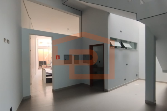Salão Comercial para alugar - 432.00m² - Zona III, Umuarama-PR