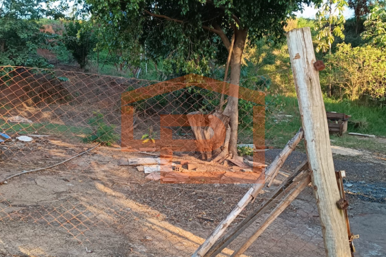 Terreno à venda - 198.00m² - Área Urbana, Umuarama-PR
